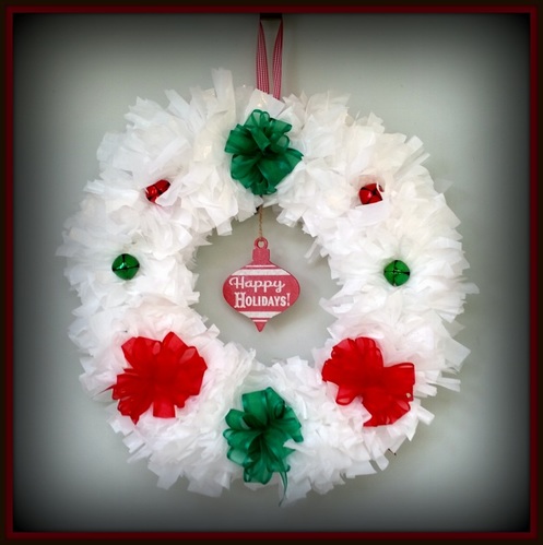 Homespun Holidays Review - trash bag wreath